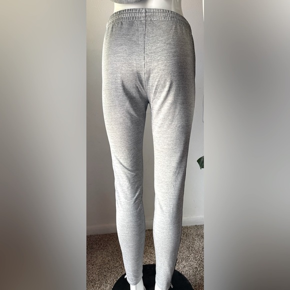 PINK Grey w/black pinstripe Legging/Joggers, Zipper Pockets & Ankle, Size Small - Picture 9 of 11